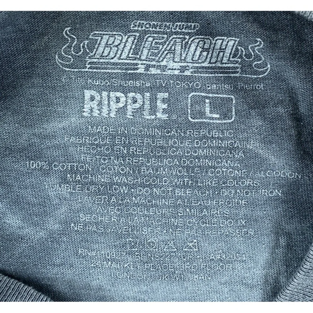 SHONEN JUMP BLEACH Anime Ripple Junction ICHIGO T-Shirt Men's Large